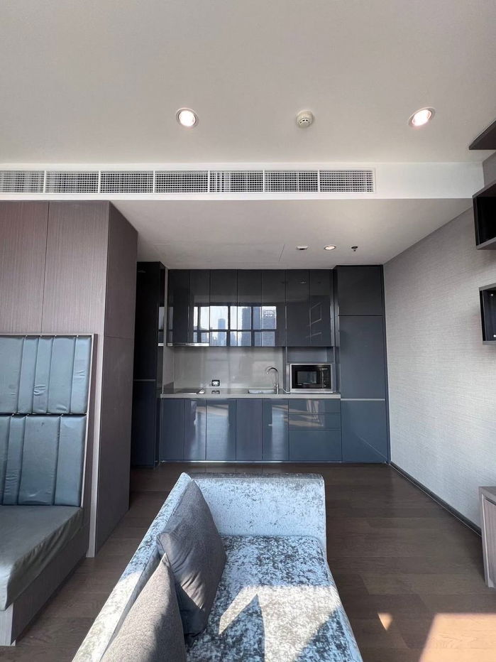 รูป The Diplomat Sathorn【𝐒𝐄𝐋𝐋 & 𝐑𝐄𝐍𝐓】🔥คอนโดตกแต่งสไตล์ Modern Luxury เฟอร์ครบ ดีไซน์เรียบหรูทุกมุม🔥  ติดต่อไลน์ไอดี: @hacondo - รูปที่ 7/10