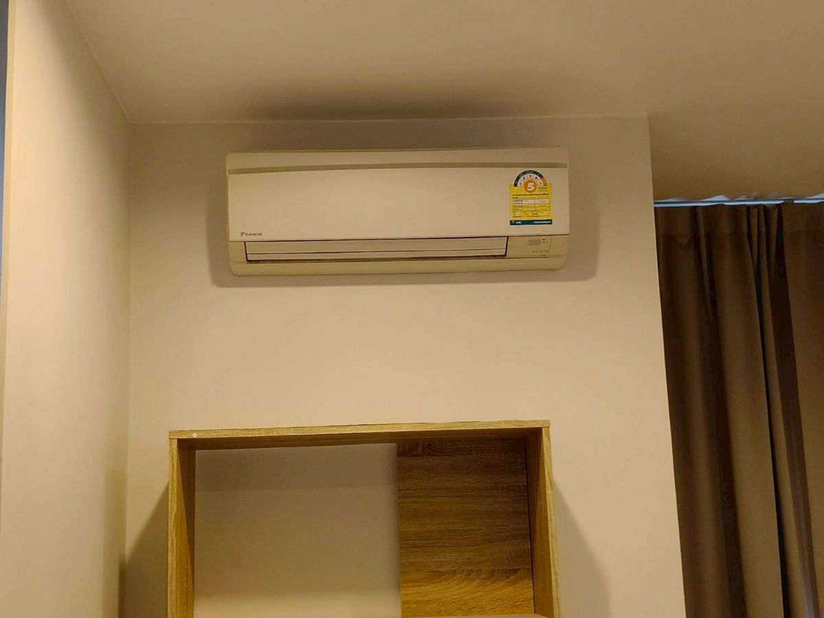 picture Newly Renovated Room |  1B1B 34 Sq.m. Fl.20+ Fully Furnished. Ready to move in  - 7/9