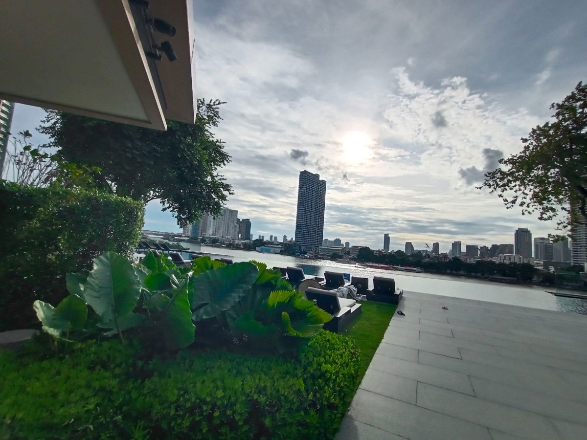 รูป Four Seasons Private Residences ( Luxury Condo next to the Chao Phraya River ) - รูปที่ 64/81