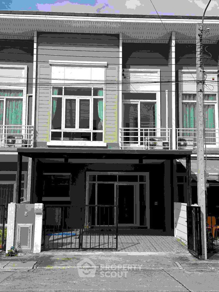 picture 3-BR Townhouse at Q District Gusto Kingkaew-Suvarnabhumi close to Suvarnabhumi Airport (ID 2150558) - 3/8