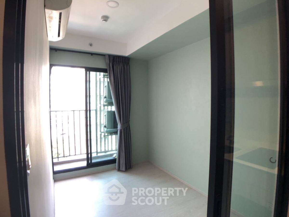 picture 2-BR Condo at Knightsbridge Phaholyothin Interchange in Anusawari (ID 2049794) - 8/19