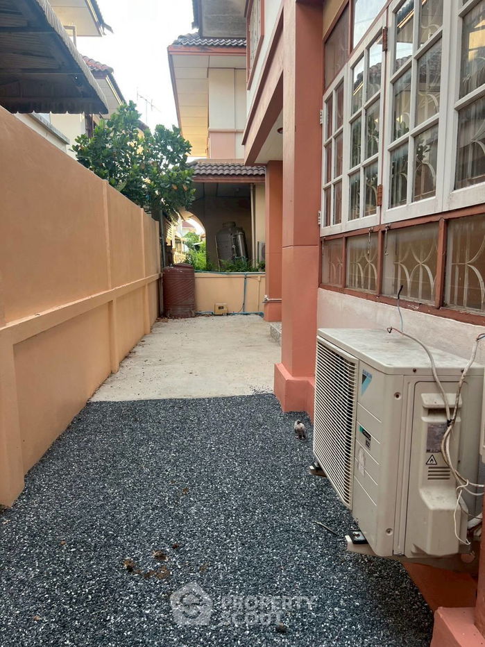 รูป บ้าน 4-ห้องนอน ที่ หมู่บ้าน เลคการ์เด้นวิลล่า ใน ขุมทอง (ID 2217676) - รูปที่ 4/14