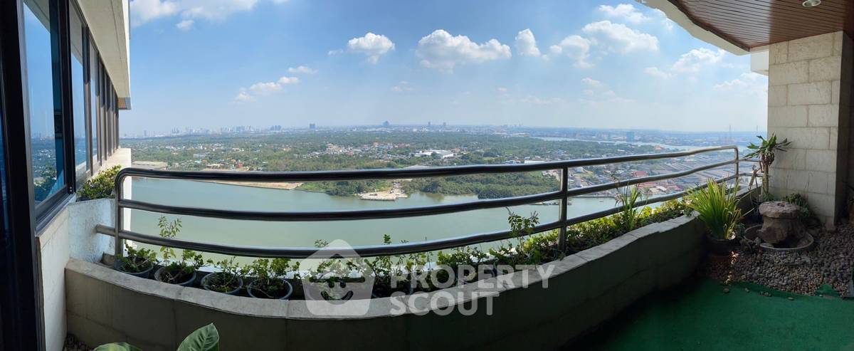 picture 3-BR Condo at Royal River Place in Bang Phong Phang (ID 708270) - 7/33