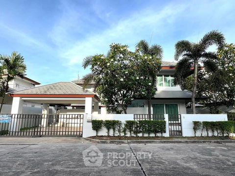 บ้าน 4-ห้องนอน ที่ ซีบรีซ วิลล่า พัทยา ใน บางละมุง (ID 2259918)