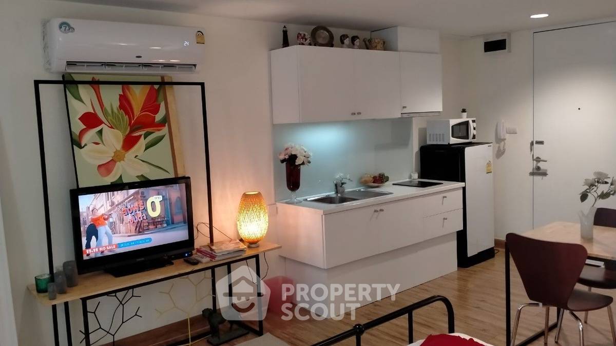 picture 1-BR Condo at J.W. Boulevard Srivara Condominium in Phlapphla (ID 2292564) - 7/19
