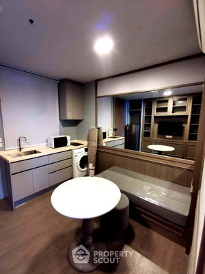 Condos for rent Asok-Dindang Road : 1-BR Condo at A Space Asoke-Ratchada near MRT Phra Ram 9 (ID 890108)