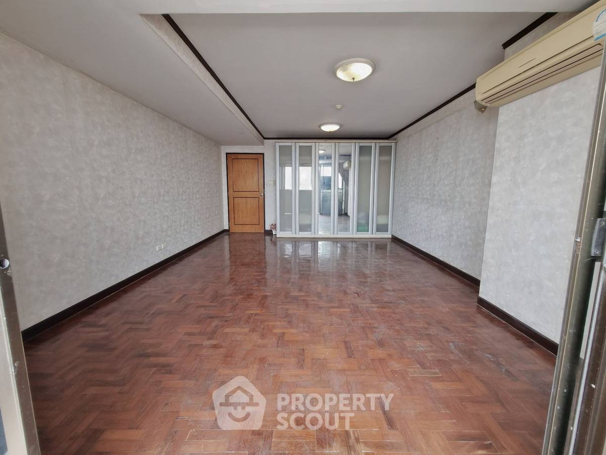 picture 2-BR Condo at P.S.T. City Home Condominium in Chong Nonsi (ID 2054208) - 7/10