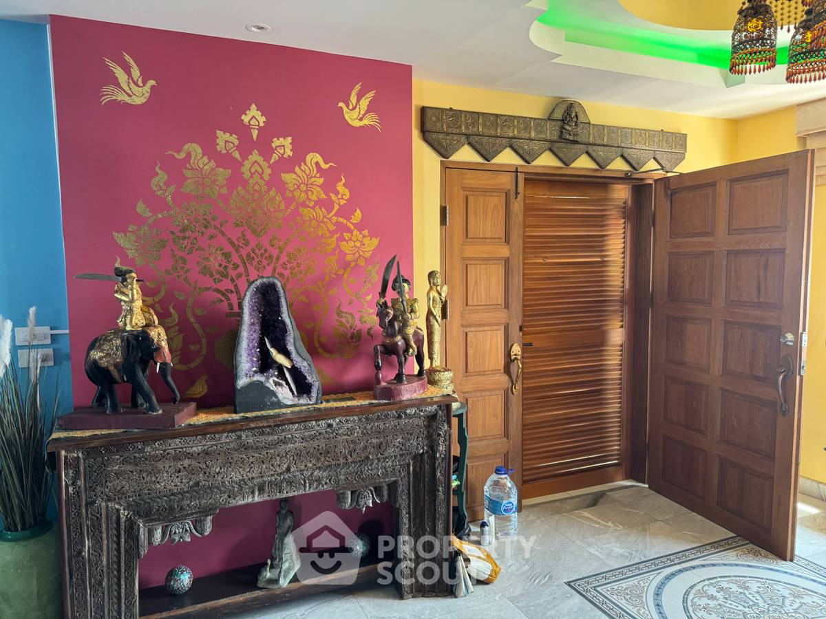 picture 2-BR Condo at Jomtien Complex Condotel close to Jomtien Beach (ID 1530477) - 5/11