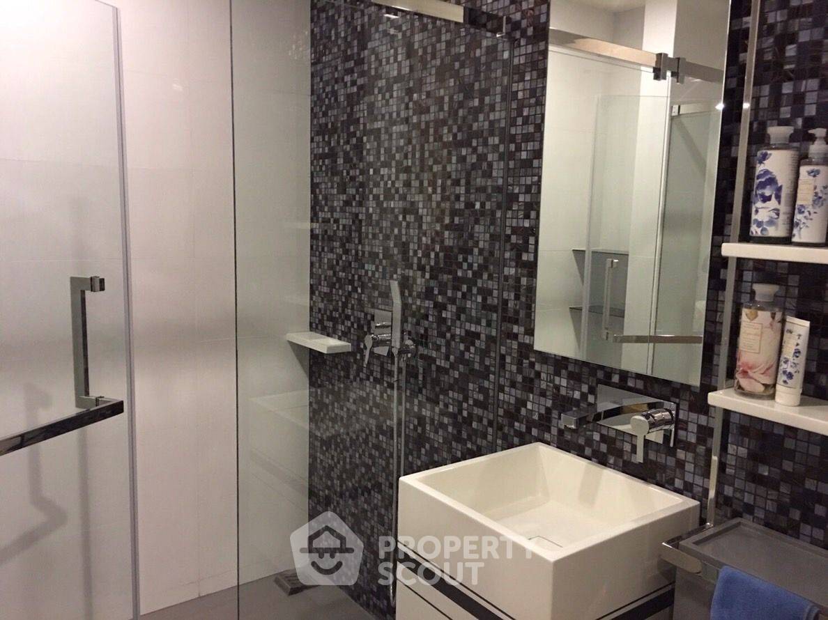 picture 1-BR Condo at The Room Sathorn near BTS Saint Louis (ID 1423020) - 7/9