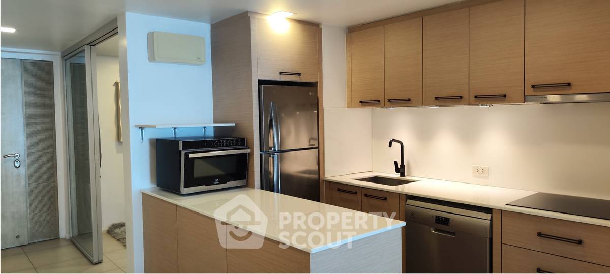 picture 2-BR Condo at Water Edge Na Jomtien close to Pattaya (ID 2093288) - 8/15