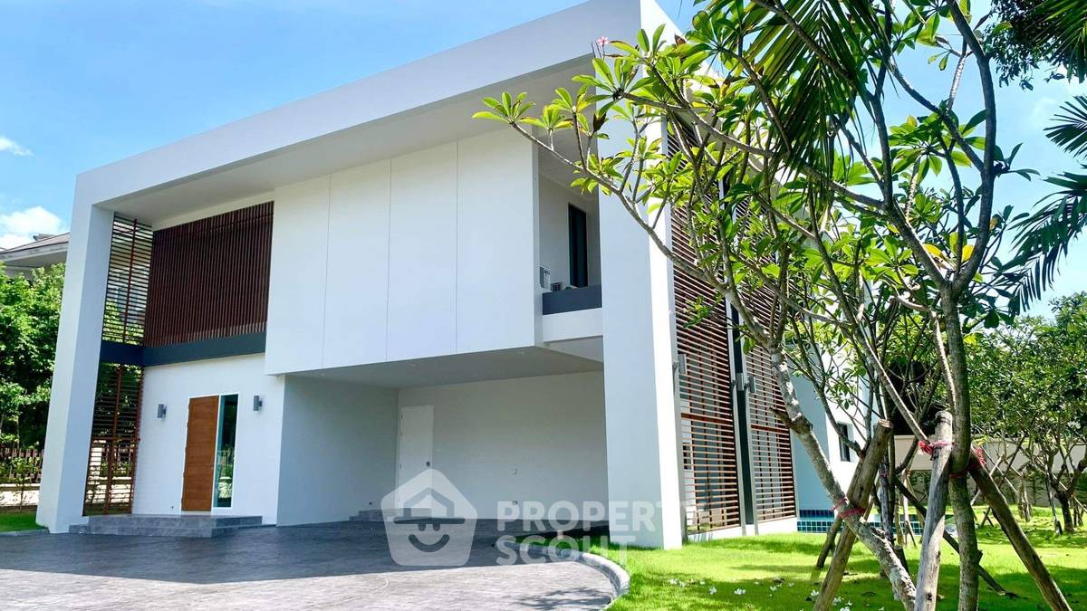 picture 3-BR Villa at Baan Talay Pattaya in Na Chom Thian (ID 1334665) - 17/25
