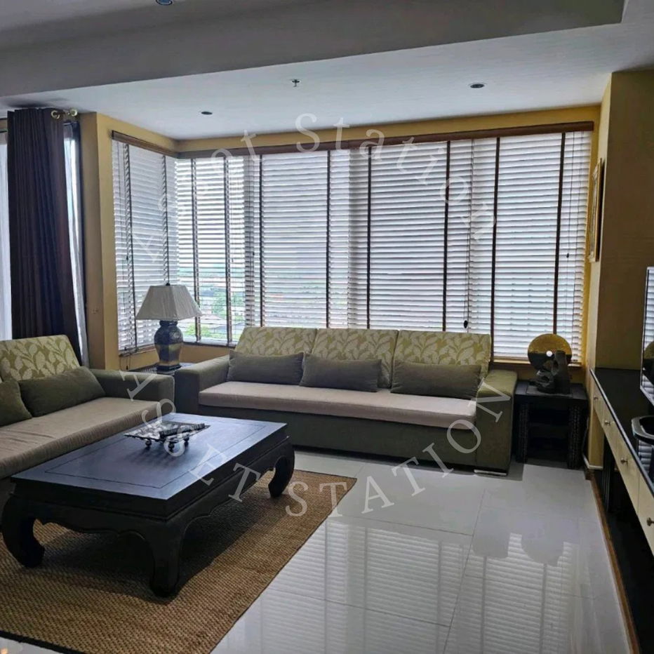 picture 💎The Emporio Place — Luxury Living that gives you more than just “living” 🛋️💎 - 6/18