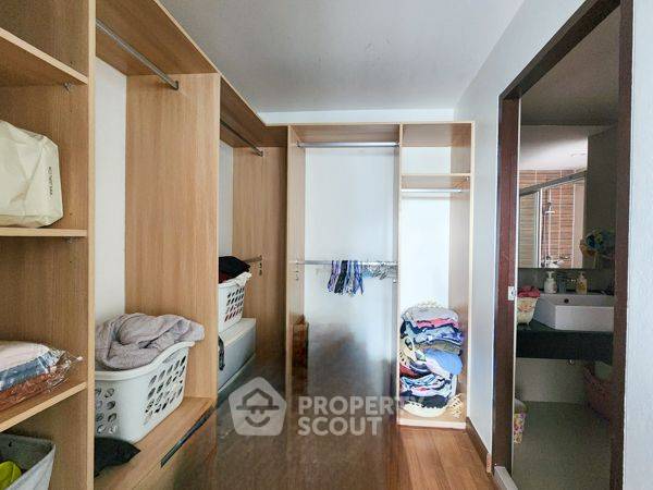 picture 2-BR Condo at Baan Samsen Condominium near MRT Bang O (ID 2129509) - 6/15