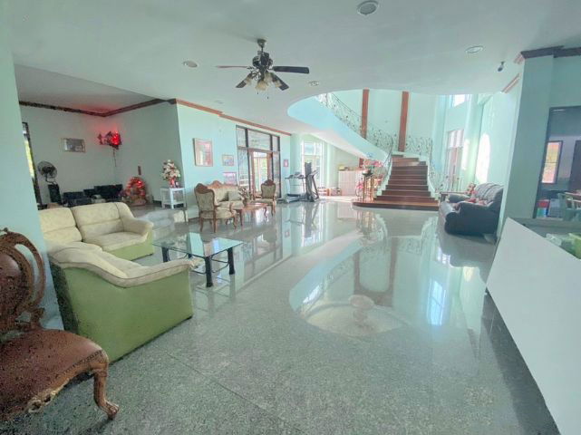 picture For sale: 2-storey detached house, usable area of ​​1,000 square meters, with land area of ​​2 rai 49 square wa, along a 6-lane road - 4/5