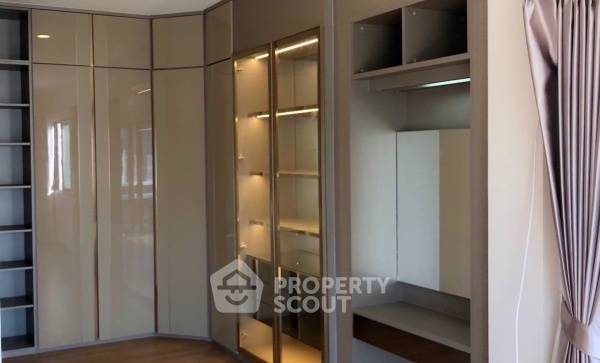 picture 4-BR House at Centro Ratchaphruek-Suanphak in Wat Chalo (ID 2231416) - 9/11