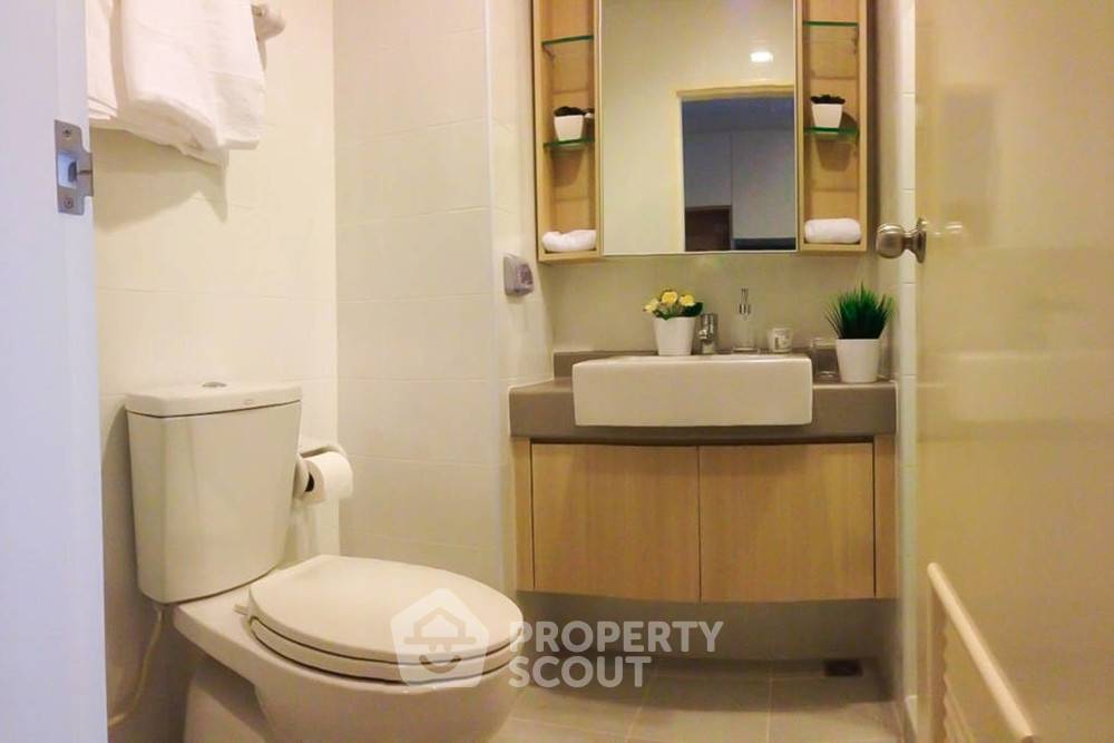 picture 1-BR Condo at Casa Condo Ratchada- Ratchaphruek near BTS Talat Phlu (ID 324573) - 5/8