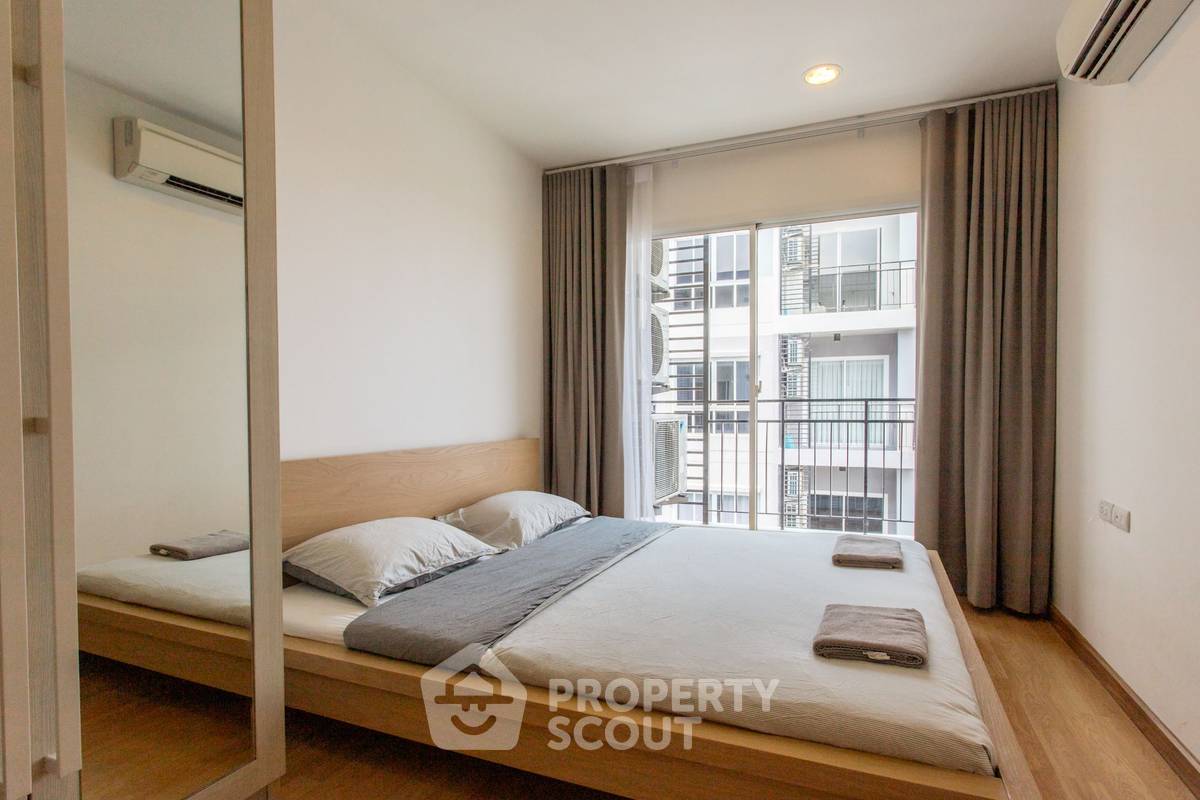 picture 2-BR Condo at Vio Khaerai near MRT Bang Krasor (ID 1894543) - 9/26