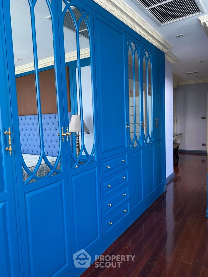 picture 3-BR Condo at Royal River Place in Bang Phong Phang (ID 708270) - 22/33