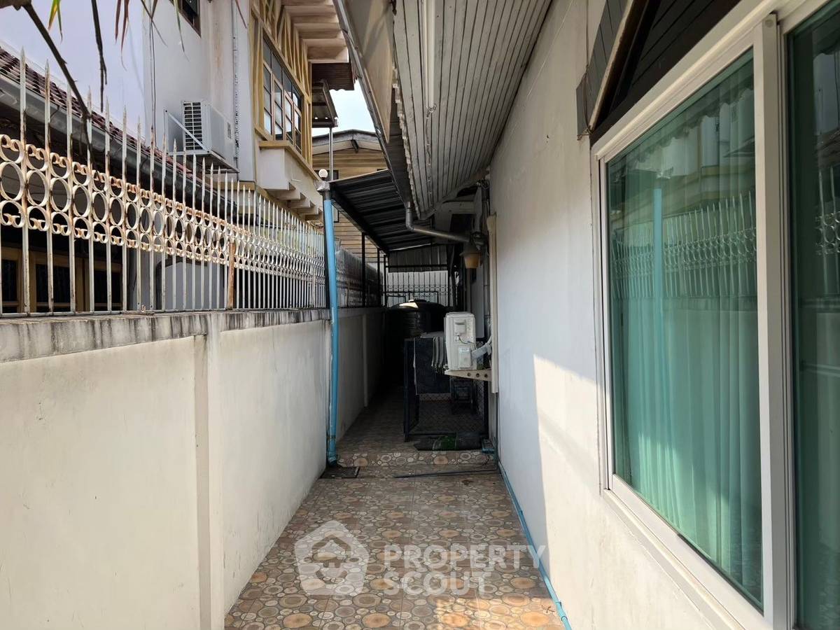 รูป บ้าน 3-ห้องนอน ใน ดอนเมือง (ID 2289667) - รูปที่ 3/45