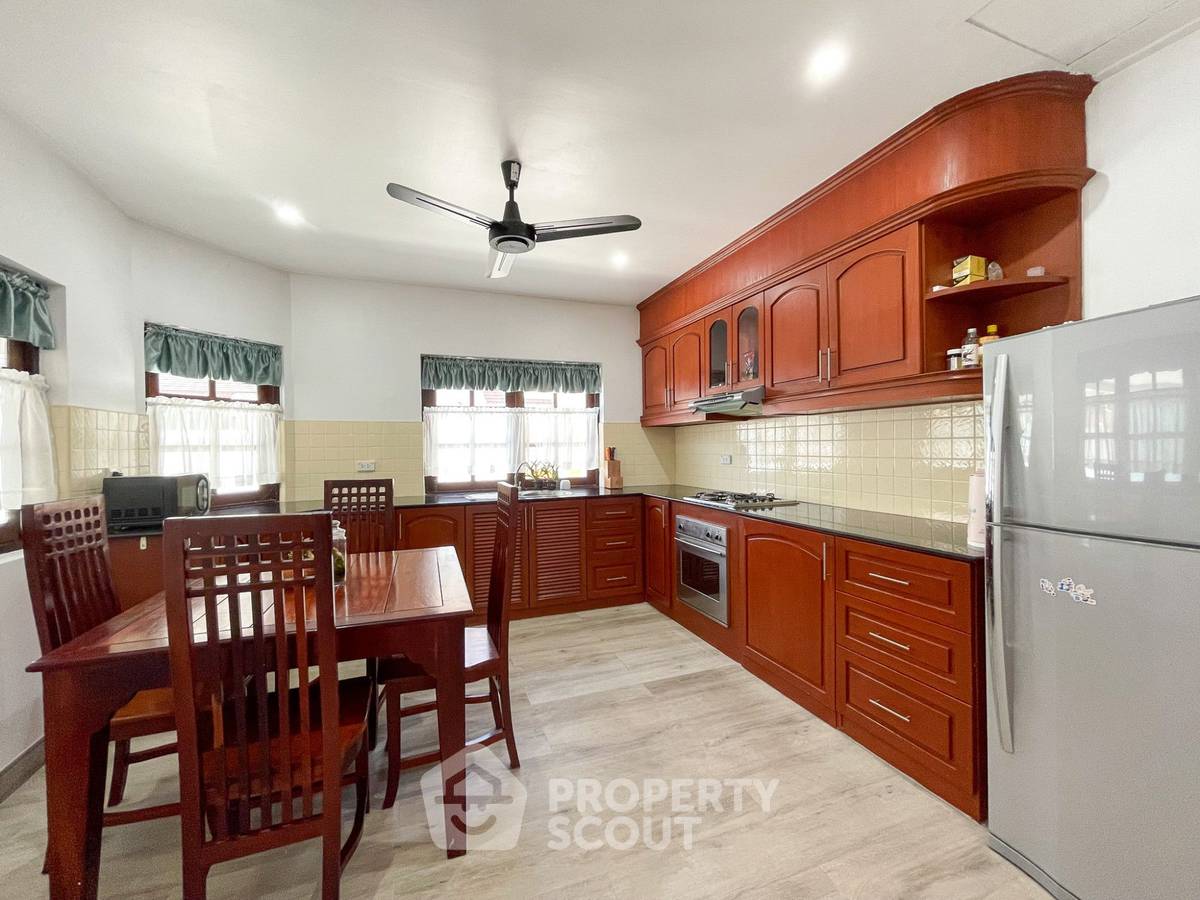 picture 4-BR Villa in Na Chom Thian (ID 2133141) - 4/12