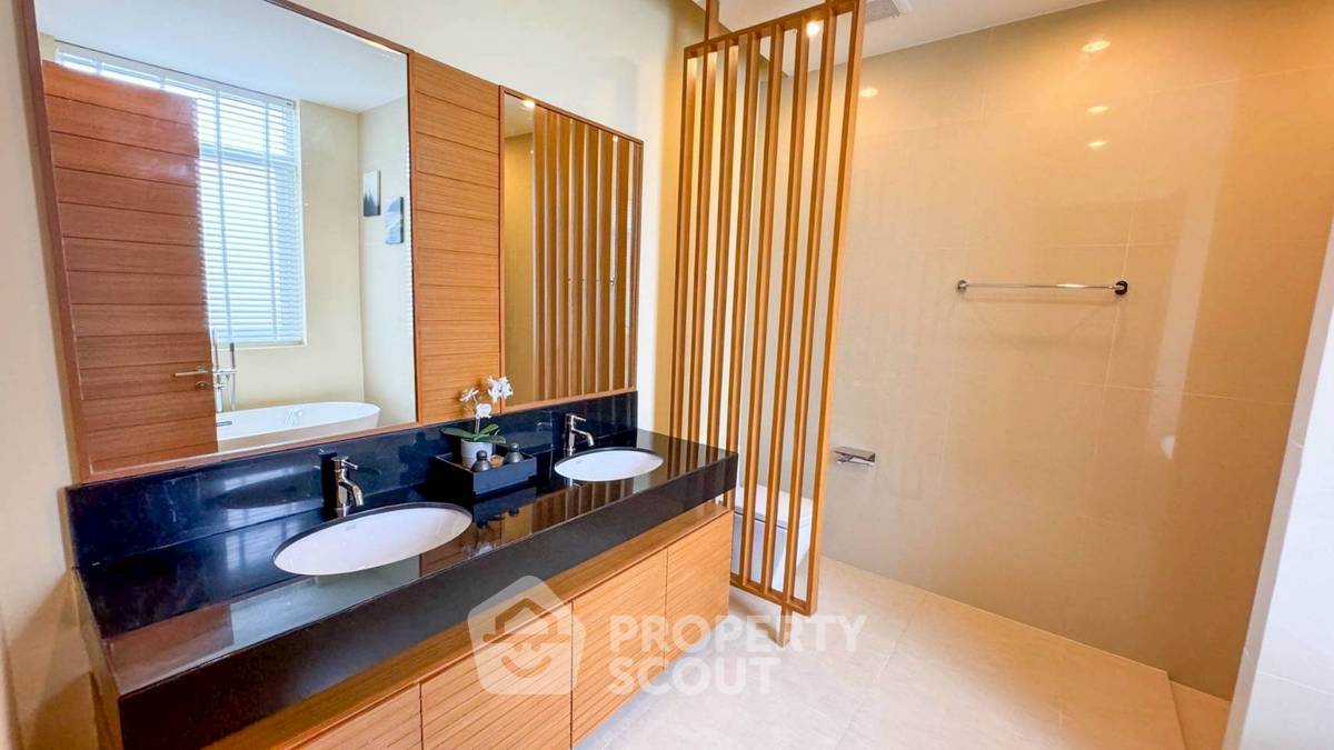 picture 3-BR Villa at Chaum Haus close to Cha-Am Beach (ID 2094110) - 7/14