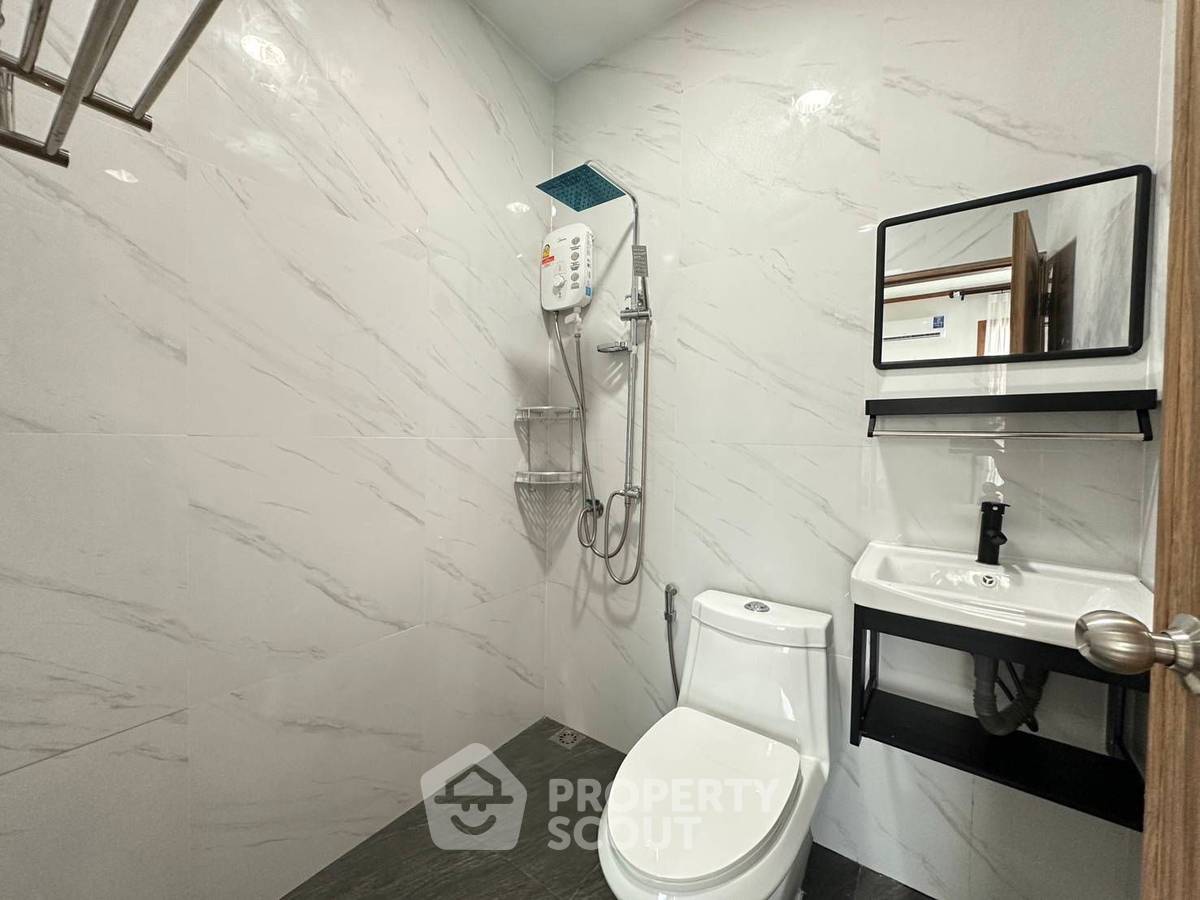 picture 2-BR Townhouse close to Hua Hin City (ID 2284807) - 12/16