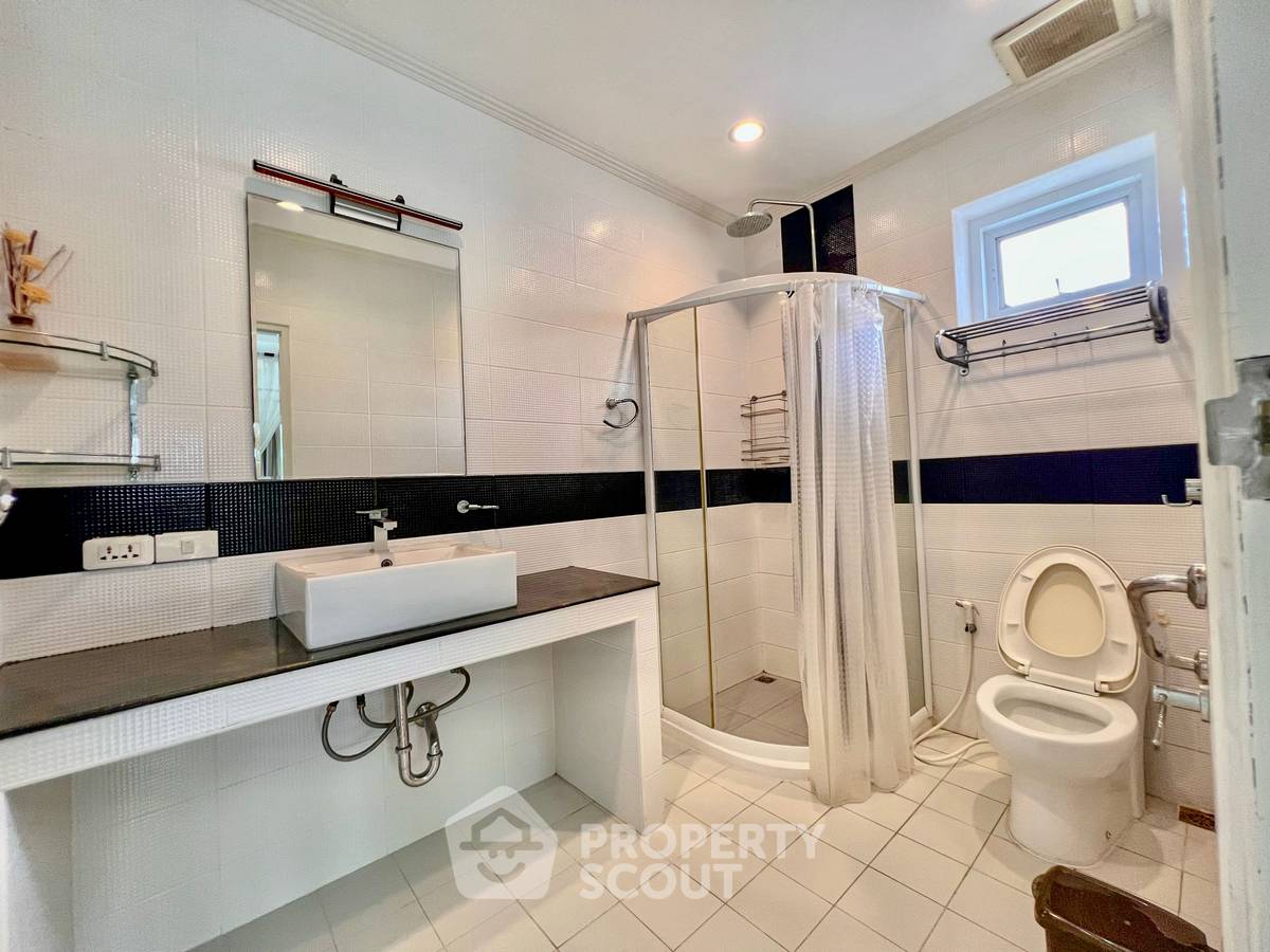 picture 5-BR Villa in Thap Tai (ID 1728228) - 9/29