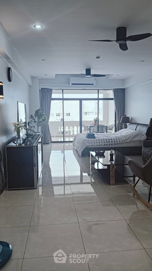picture 1-BR Condo at Jomtien Complex Condotel close to Jomtien Beach (ID 2107278) - 6/19