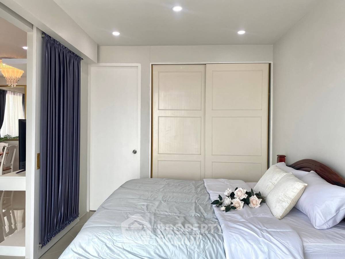 picture 2-BR Condo at Diamond Suites Resort close to Pattaya South (ID 2244558) - 10/13