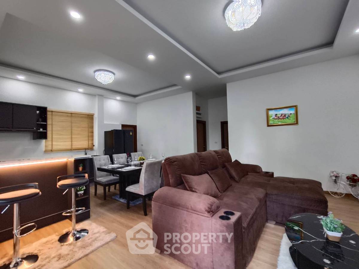 picture 3-BR Villa close to Huai Yai (ID 1540364) - 10/20