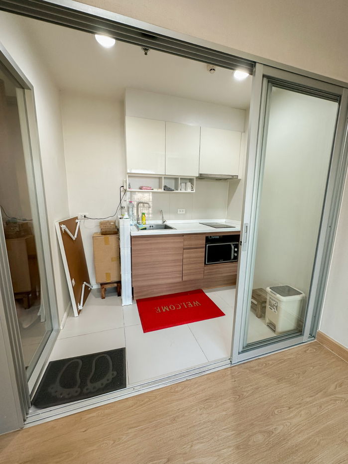 picture Sathorn Condo, Best price in class!! - 4/7