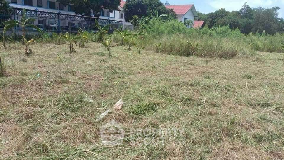 picture 4,040 m² Land for Sale close to Central Pattaya (ID 2139226) - 1/7