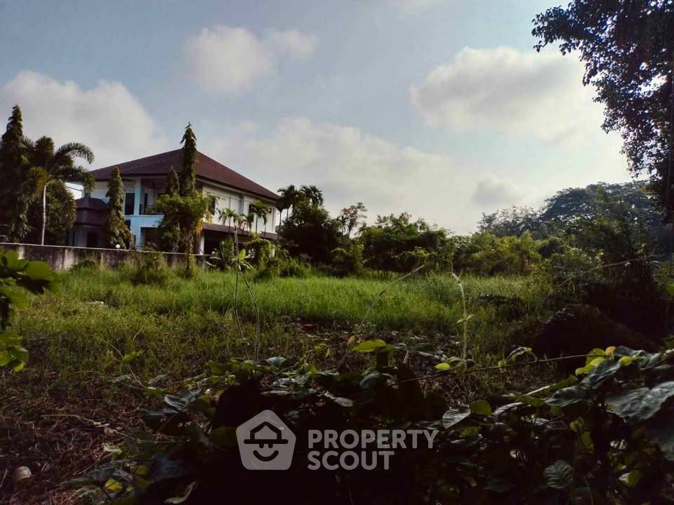 รูป ที่ดินสำหรับปล่อยขาย 1,660 ตารางเมตร แถว ใน ไชยสถาน (ID 2139801) - รูปที่ 2/3