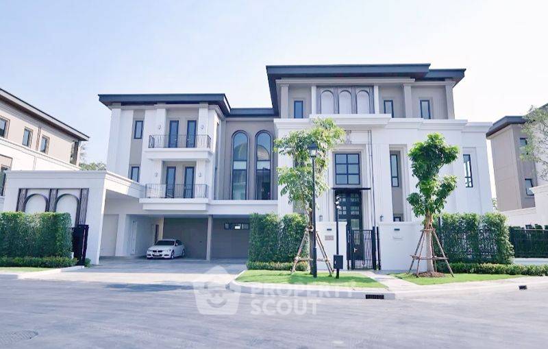Houses for sale : 6-BR House at CINQ ROYAL Krungthep Kreetha in Saphan Sung (ID 2147336)