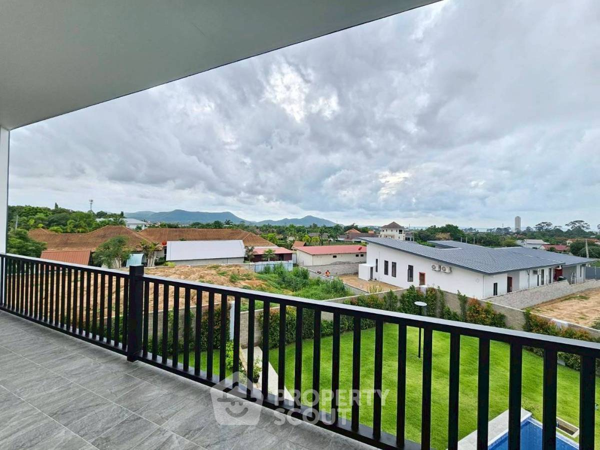 picture 5-BR Villa close to Nongnooch Garden Pattaya (ID 2151408) - 18/23