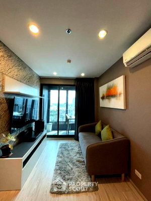 Condos for sale : High-Floor 1-BR 30 Sqm Ideo Mobi Wong Sawang Interchange Near MRT Bang Son (100m) (ID 668794)