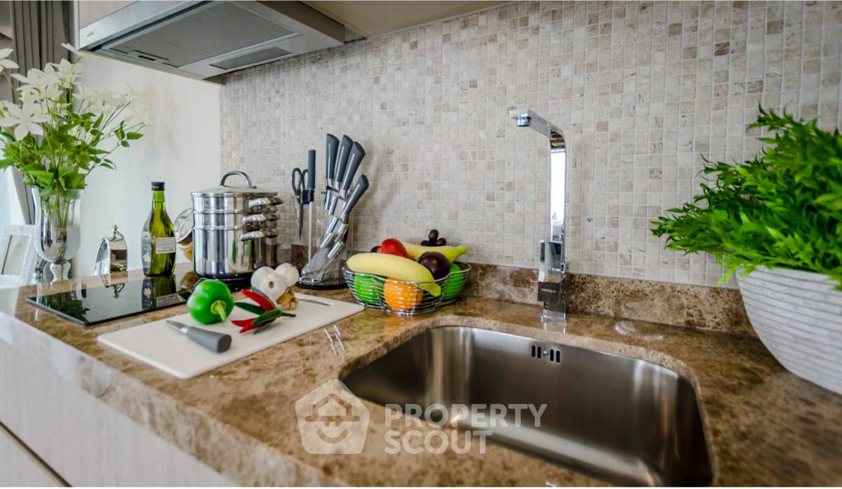 picture 2-BR Condo at The Jewel Condominium close to Phratamnak (ID 1134164) - 8/12