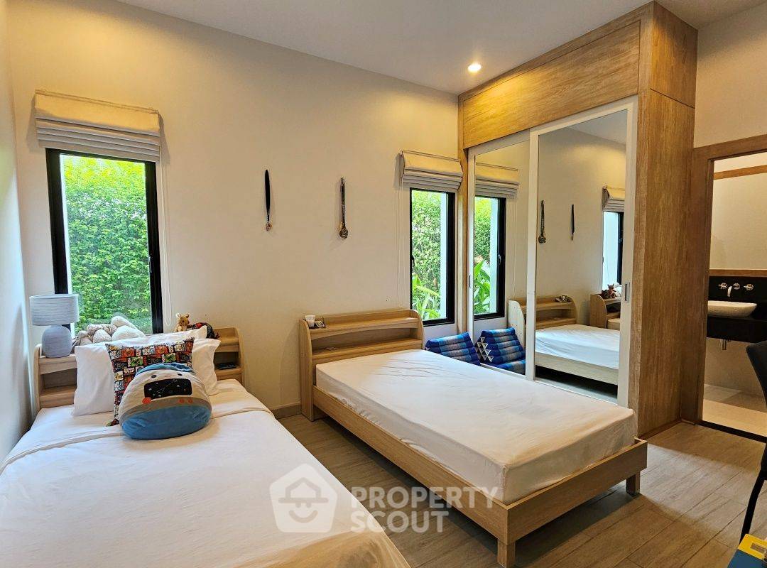picture 3-BR Villa at Tanode Estate close to Laguna (ID 2293643) - 9/20