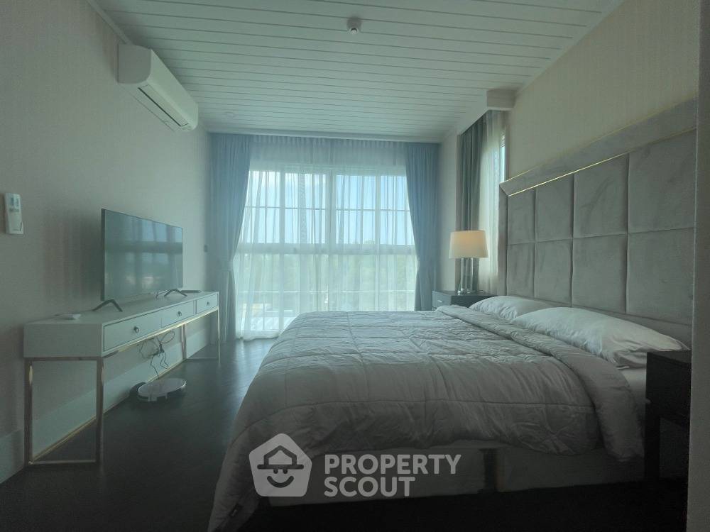 picture 3-BR Condo at Grand Florida Beachfront Pattaya close to Pattaya (ID 2003601) - 8/29