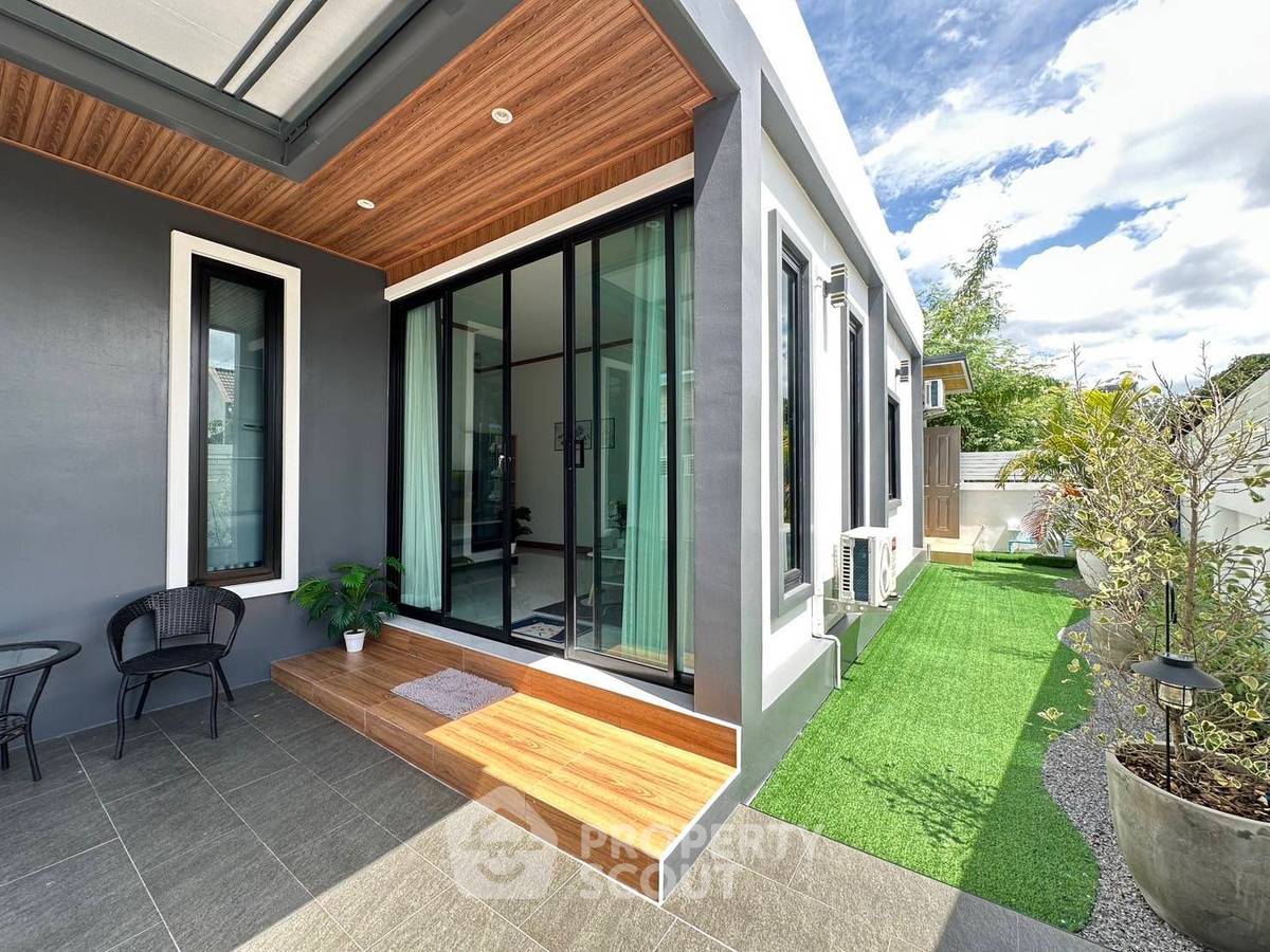 picture 2-BR Townhouse close to Hua Hin City (ID 2284807) - 3/16