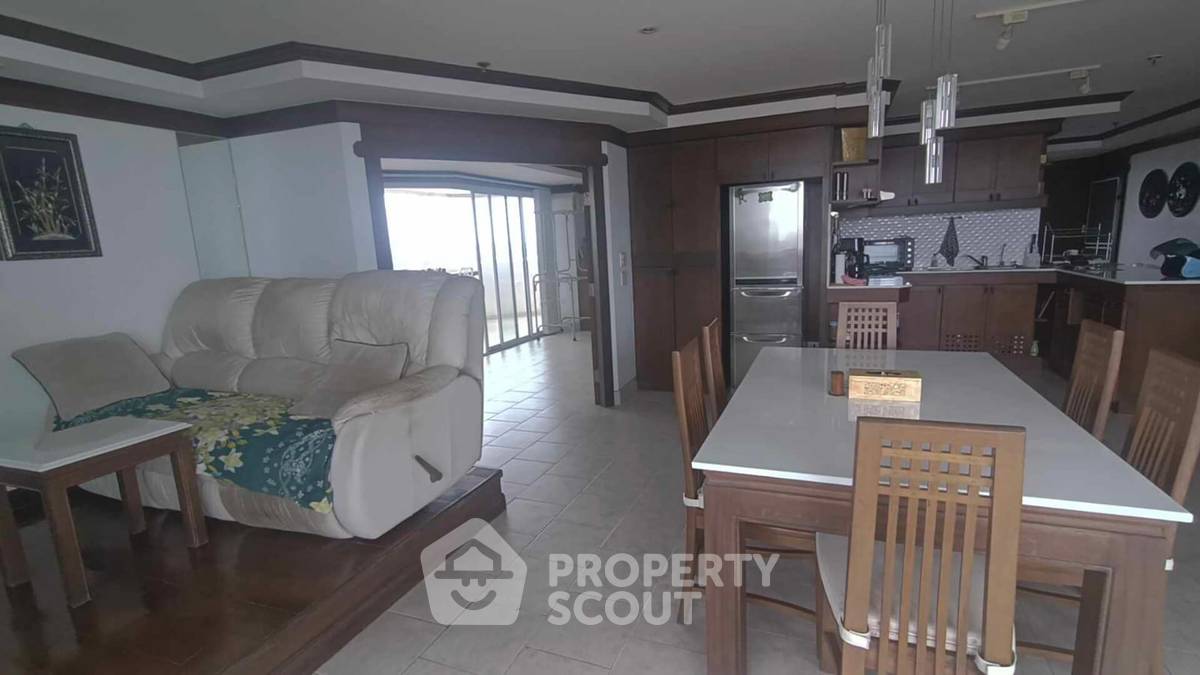 picture 2-BR Condo at Jomtien Beach Paradise Condominium close to Jomtien Beach (ID 1900924) - 5/7