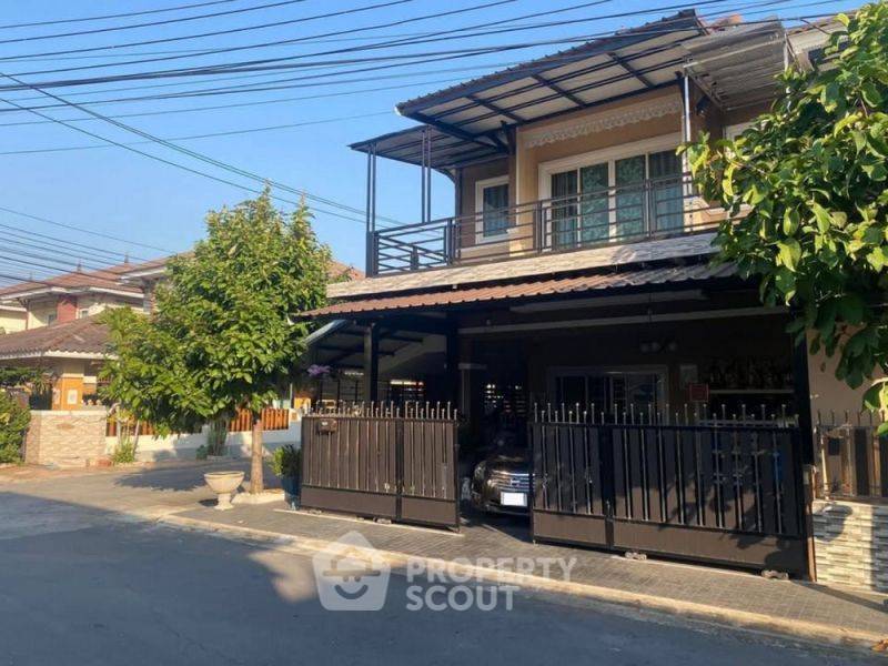 picture 4-BR Townhouse at Baan Monthon 8 in Bang Khae Nuea (ID 2147350) - 1/10