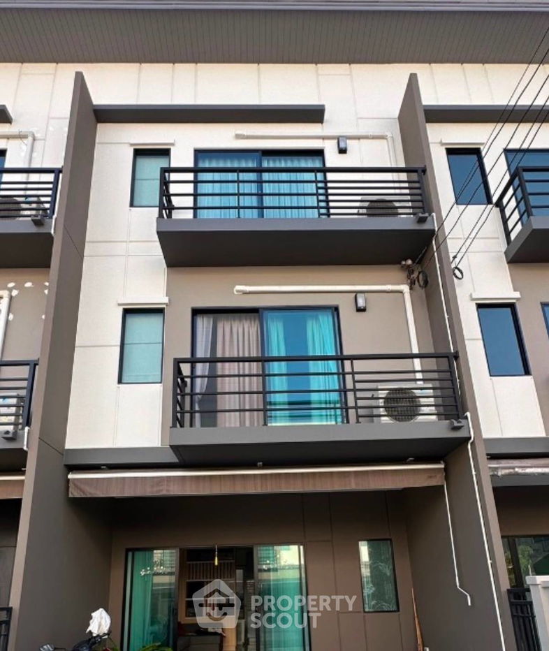 picture 3-BR Townhouse in Prawet (ID 1781624) - 1/5