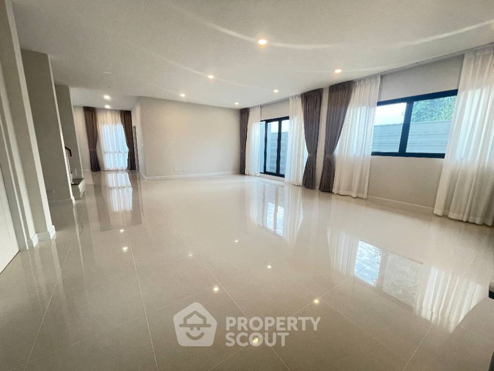 รูป บ้าน 5-ห้องนอน ที่ เดอะ ซิตี้ ราชพฤกษ์-ปิ่นเกล้า ใน บางกร่าง (ID 1444865) - รูปที่ 12/18