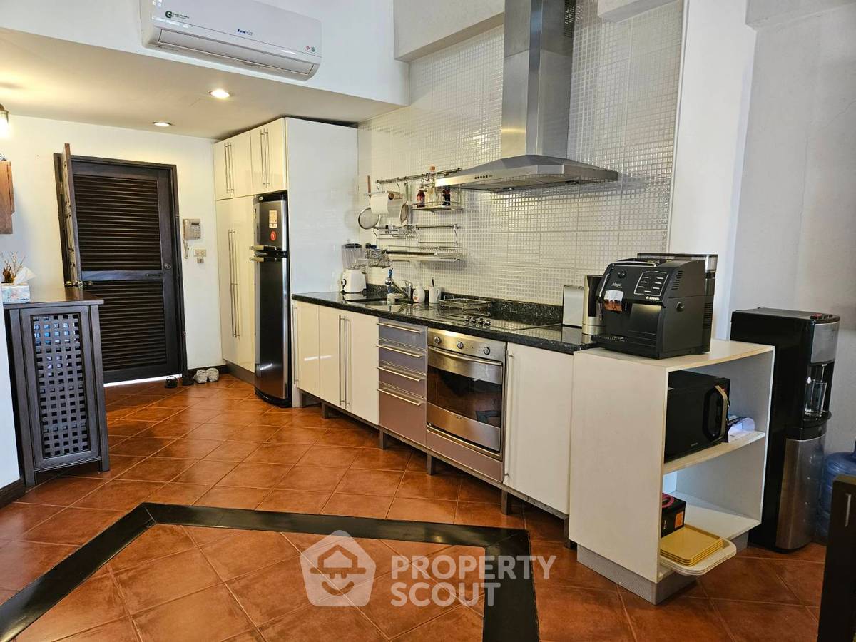 picture 2-BR Condo at Chateau Dale Thai Bali Jomtien close to Pattaya South (ID 1717351) - 3/16
