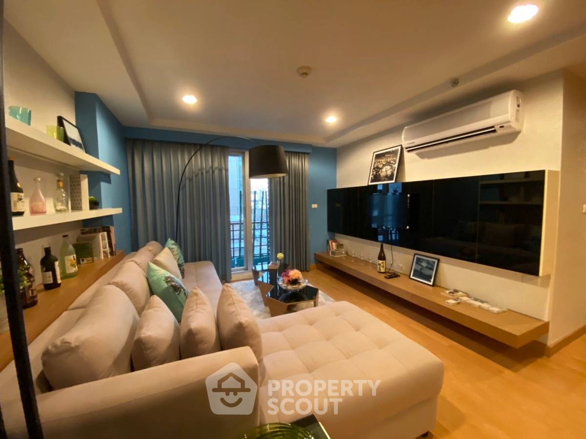 picture 3-BR Condo at Resorta Yen-Akat near MRT Khlong Toei (ID 1852865) - 8/26