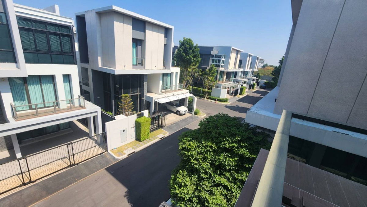 รูป ขายบ้านเดี่ยว 3 ชั้นสุดหรู โครงการคุณภาพบ้านกลางเมือง คลาสเซ่ บนเนื้อที่ 52.5 ตร.วา - รูปที่ 2/15