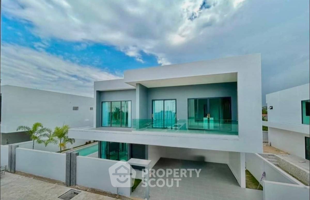 รูป วิลล่า 5-ห้องนอน ที่ เอ็นชานท์ วิลล่า พัทยา ใกล้ เมืองพัทยา (ID 2103679) - รูปที่ 1/24
