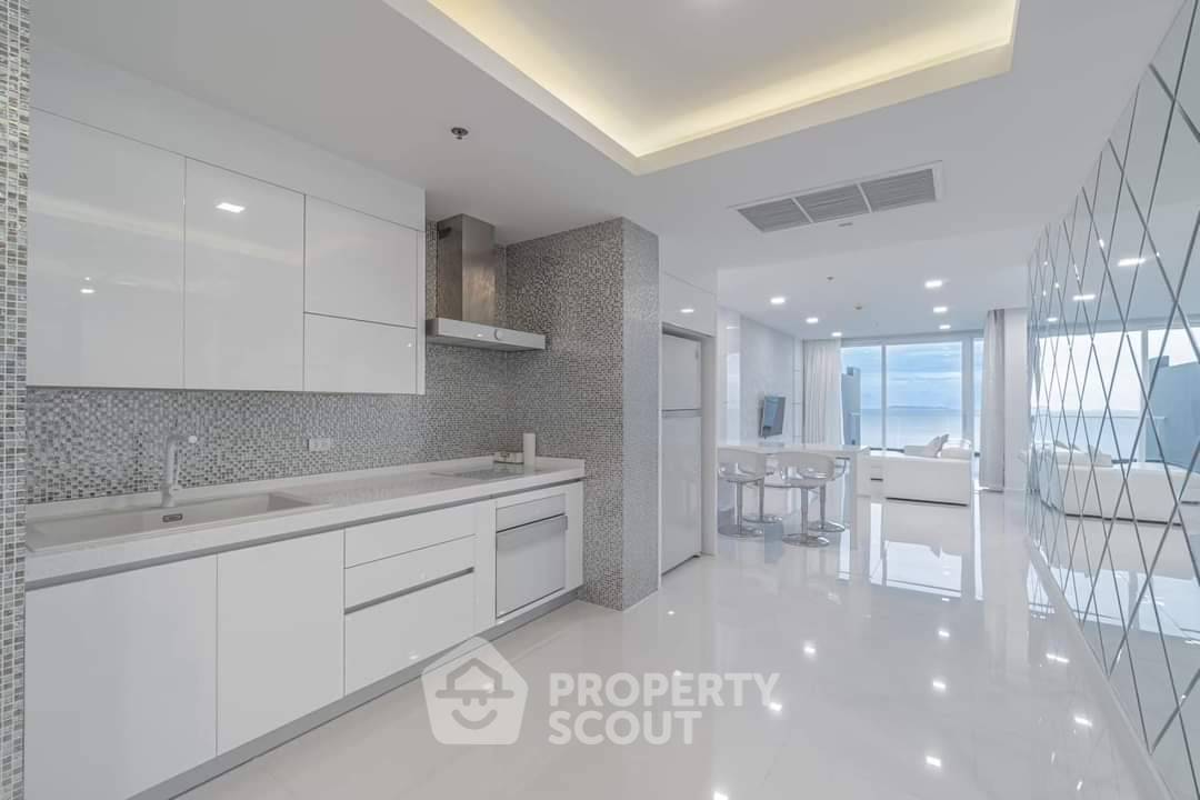 picture 3-BR Condo at Del Mare Condominium close to Bangsaray (ID 2046474) - 12/38
