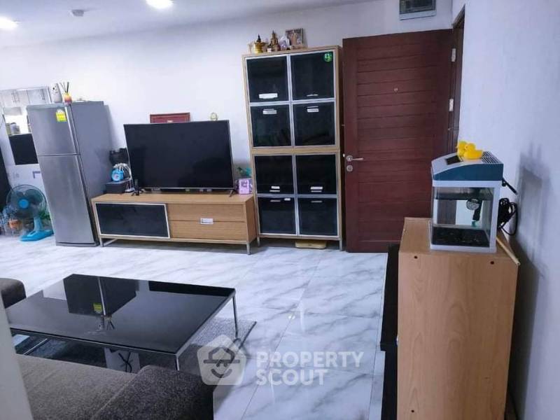 picture 2-BR Condo at Grand Park Town Condominium in Wang Thonglang (ID 739749) - 3/26